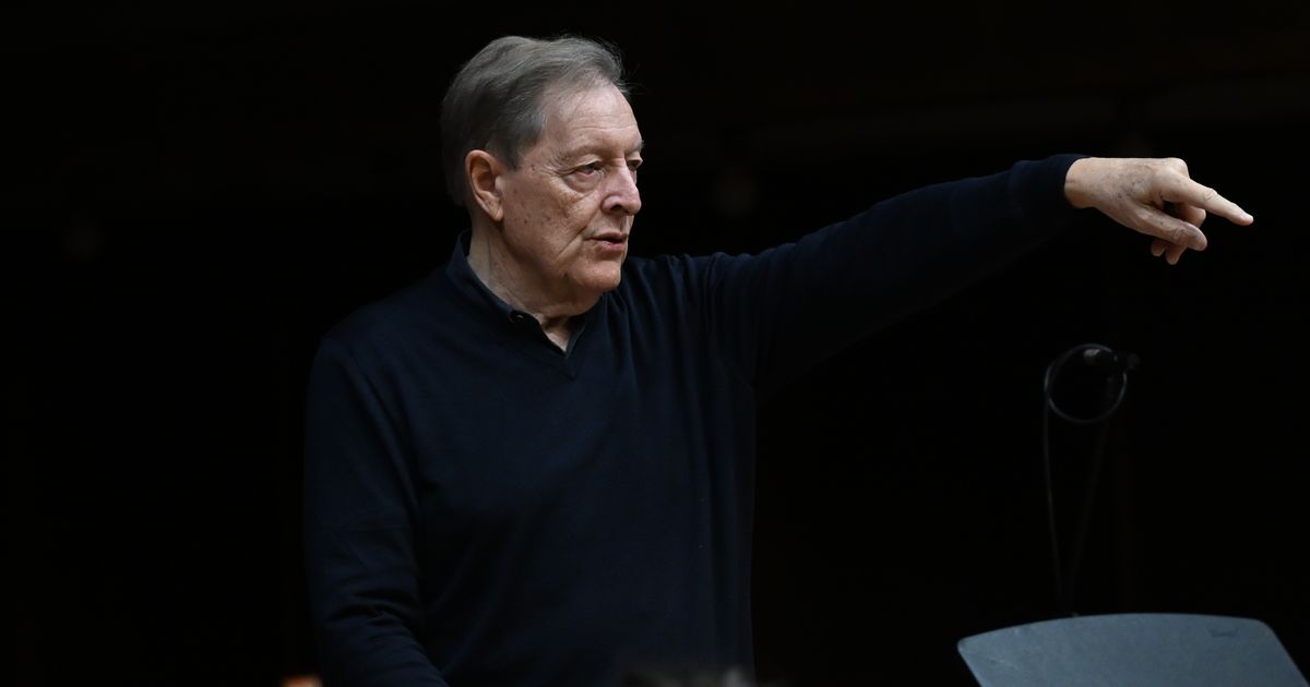 Conductor: Griffiths: Belgrade Philharmonic plays with a lot of passion