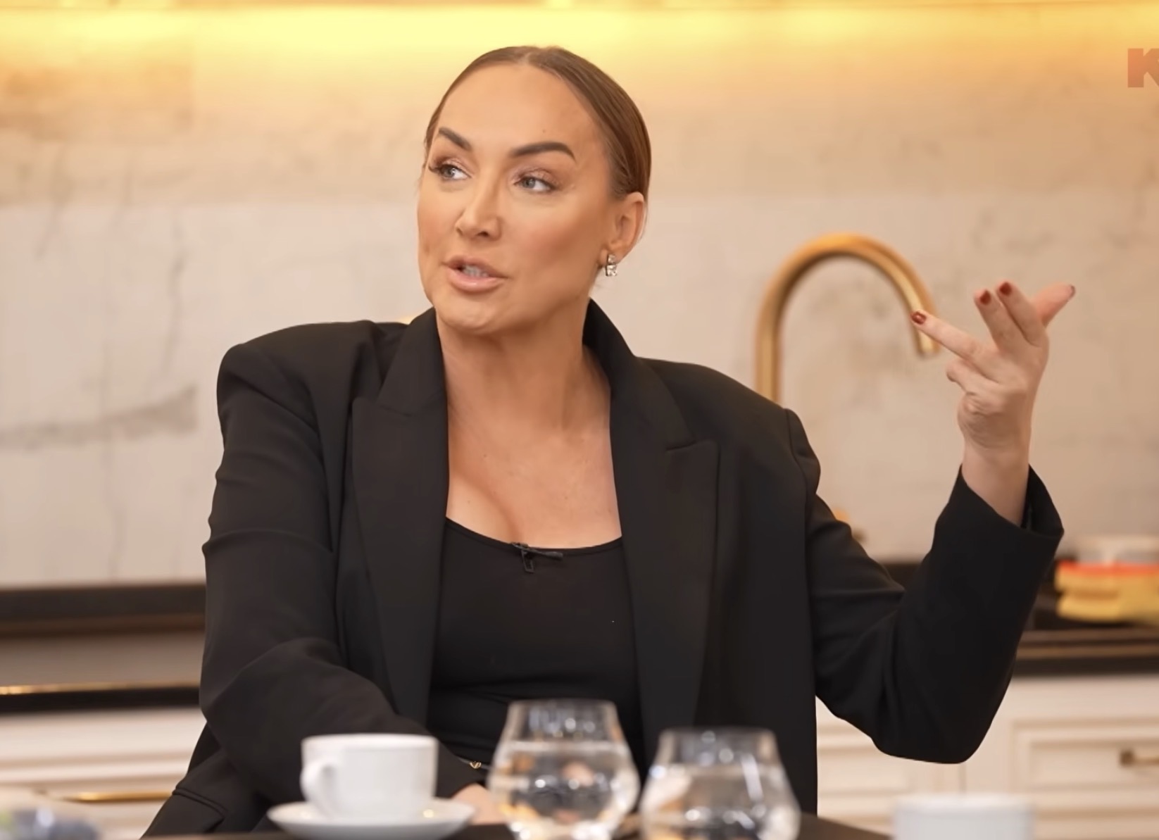 Goga Sekulić smuvala 21 godinu mlađeg "opasnog" Crnogorca: "Tri godine je bio u zatvoru, žestok momak"