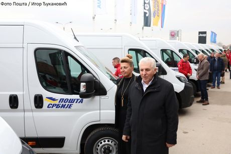 Pošta Srbije vozila