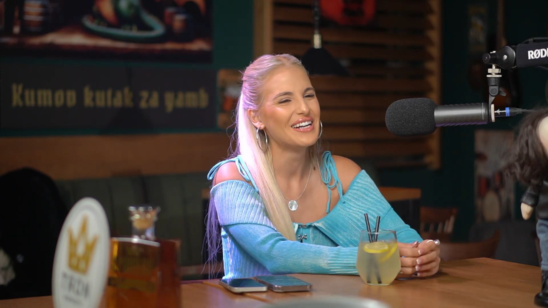 Sari Reljić otkazali svirku, razlog će vas ŠOKIRATI: Kad su čuli šta je zahtev odmah angažovali drugu pevačicu