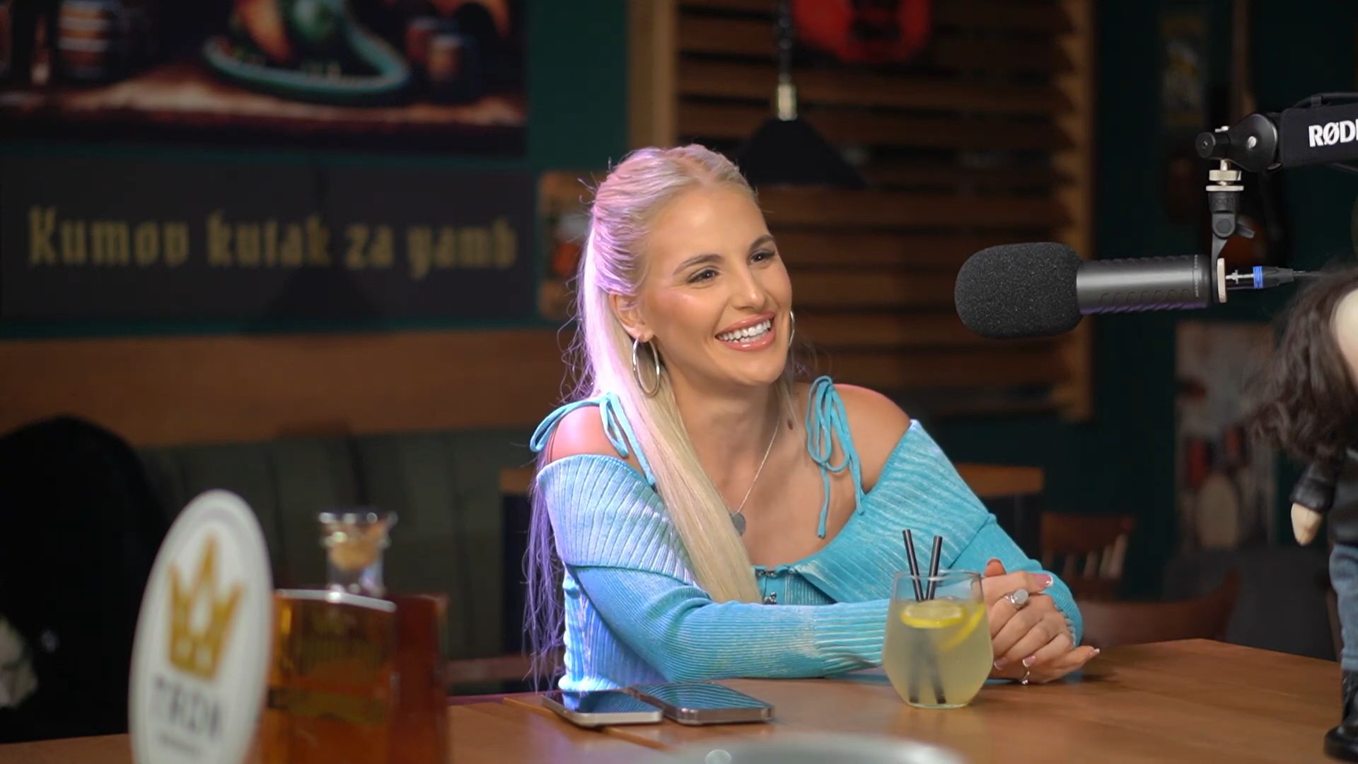 "Njena majka se bavi vradžbinama" Pevačica o estradi i teškom periodu: "Bila sam na ivici, Bog me je sačuvao"