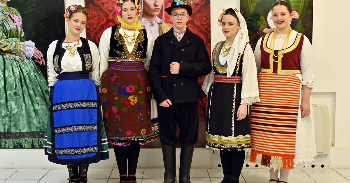 Exhibition 'FROM CHINA TO KULA: "TRON" BY PAVEL SUROVI' Opens at the Art Gallery of the Cultural Center Kula