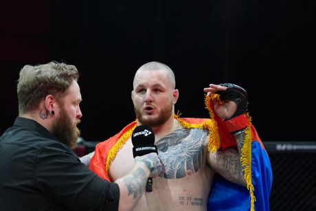 BRAVE 104 Jovan Leka