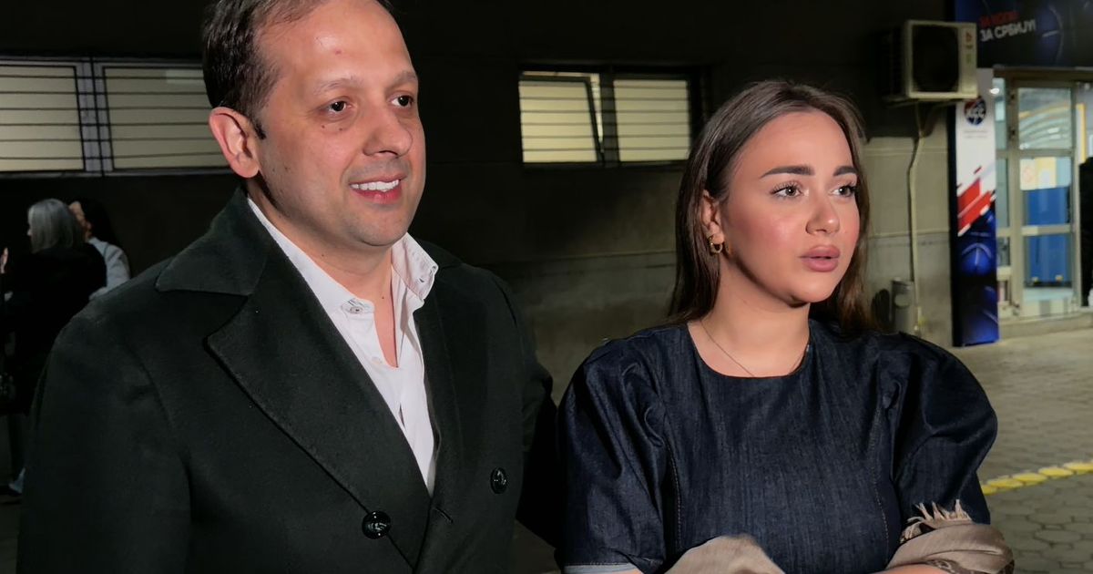 Pevač čeka dete sa 15 godina mlađom, sad objavio da postaje i DEDA! Podelio srećne vesti: "Stiže..."
