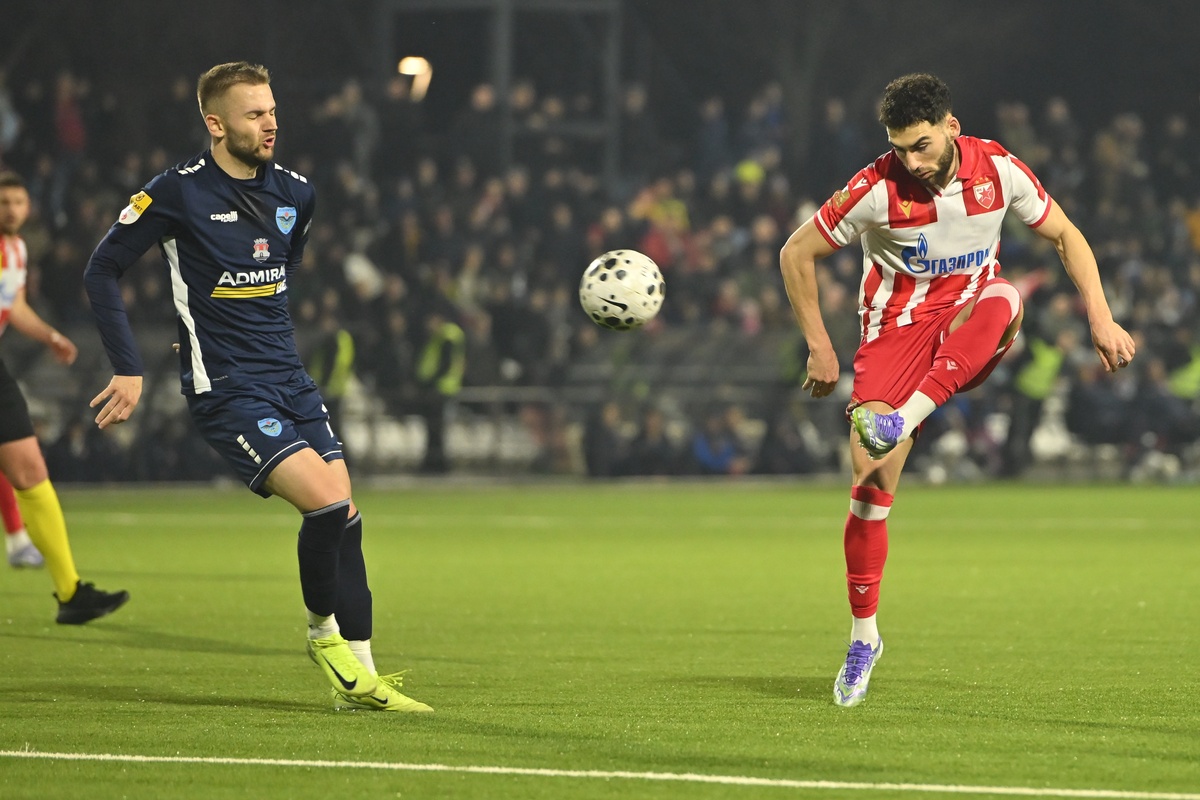 Železničar Pančevo - Crvena zvezda: Dejan Stanković "izmešao karte", odmara glavne igrače za večiti derbi