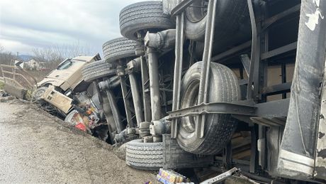 Saobraćajna nezgoda na starom putu Čačak - Kraljevo