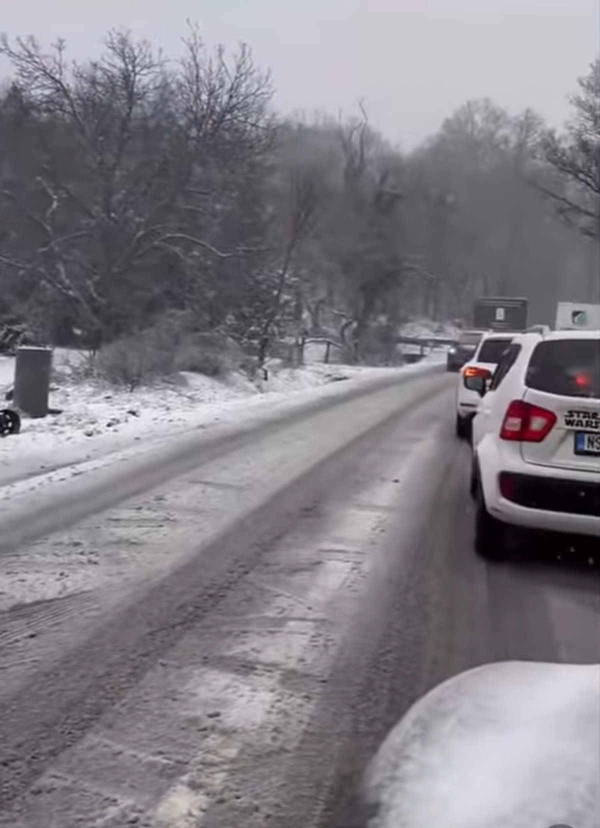 Hitno upozorenje Puteva Srbije: Bez ovoga NIKAKO nemojte da krenete na put!