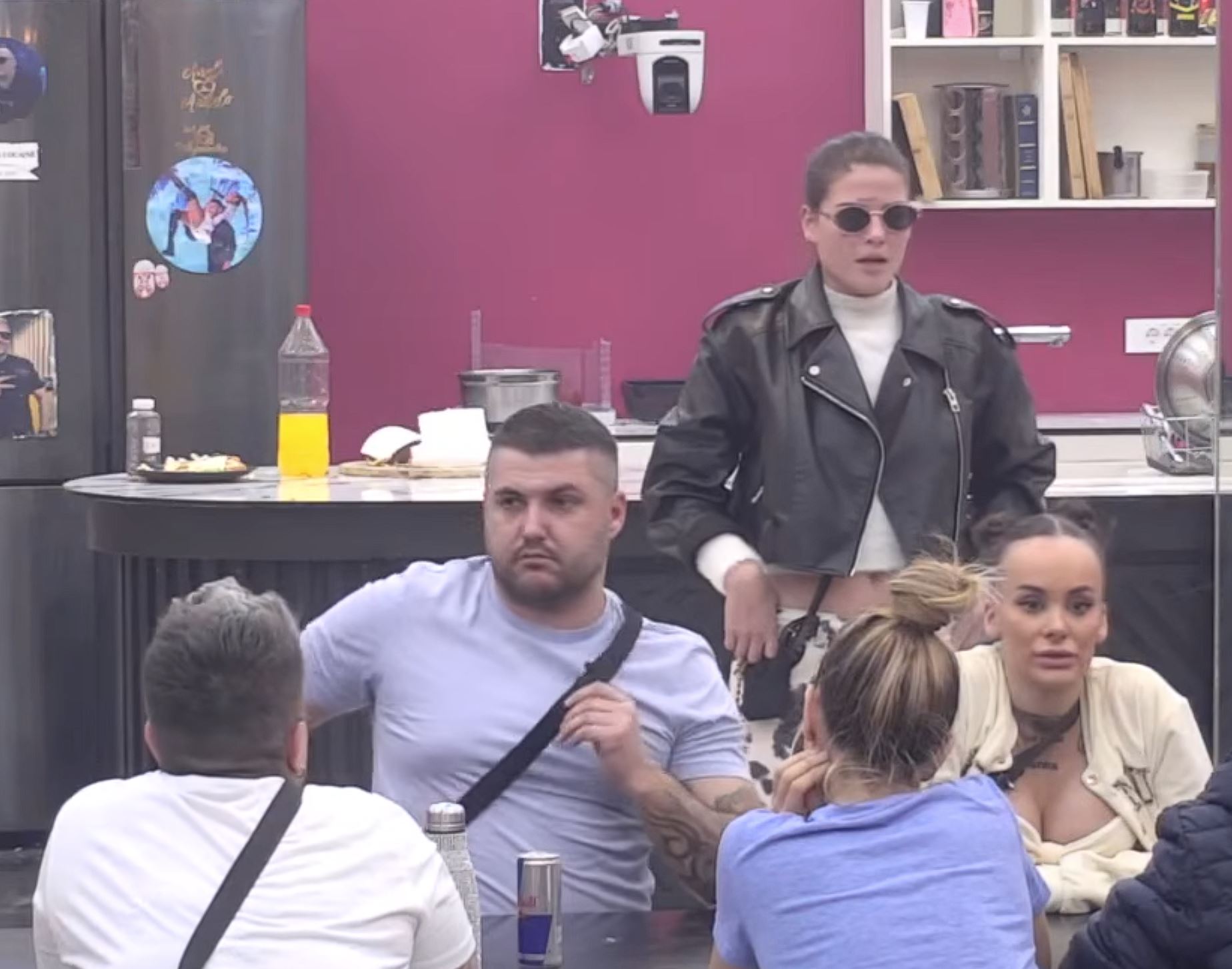 "Ti si jedina riba koju Filip nije hteo ni pijan" Najveće ponižavanje Boginje, nastao haos u Eliti: "Fejkaro"