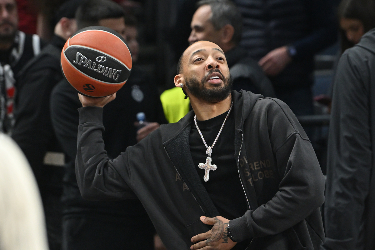 Karlik otkrio kako je ostao u šoku zbog onog što je doživeo u Beogradu: "Stojim na semaforu, gledam levo..."