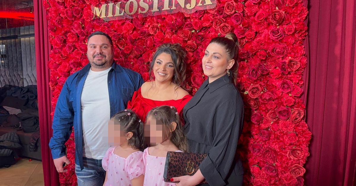 This is Nadica Ademov's brother, with his sister on an important day: The sister-in-law and nieces are here, the singer can't stop smiling because of them