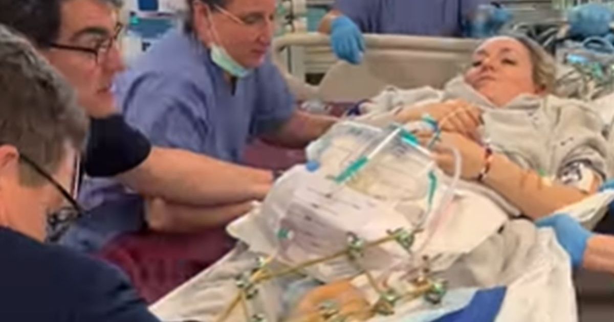 "My Leg is Still in Pieces...": Ambulance Rides, Travel, and Sad Scenes: Here's How Lindsey Von Was Transported to the USA