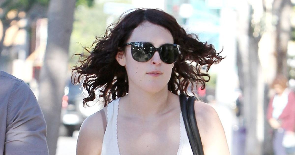 Cover image for Rumer Willis, Daughter of Bruce Willis and Demi Moore, Says She Works Four Jobs