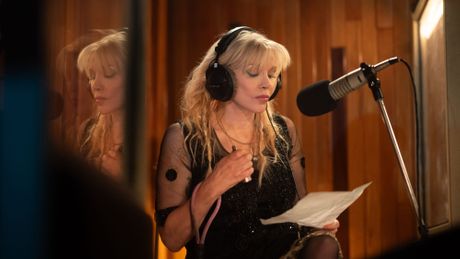 Broken English dokumentarac o Merijen Fejtful