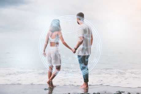 plaža, dečko i devojka, ljubav, ljubavni par, horoskop