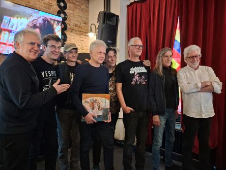 Električni orgazam, reizdanje albuma