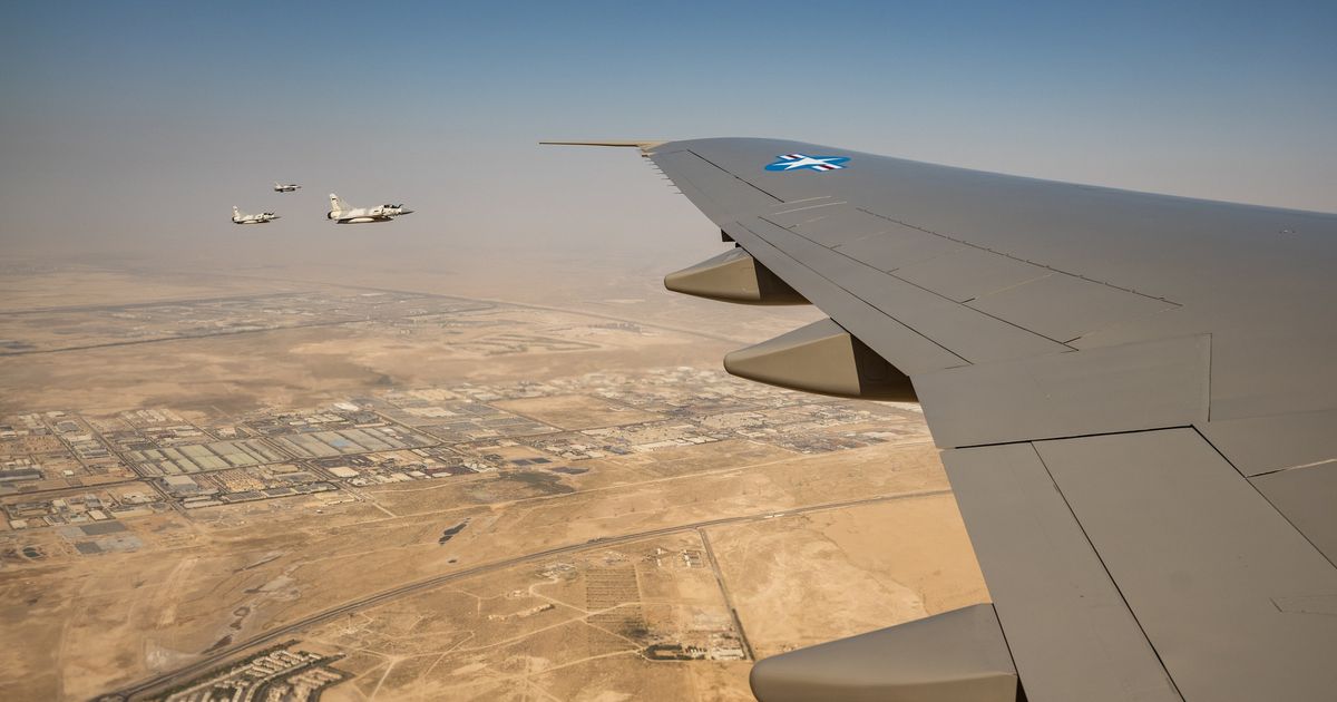 Hundreds of American troops evacuated from Qatar and Bahrain: Final preparations before an attack on Iran?