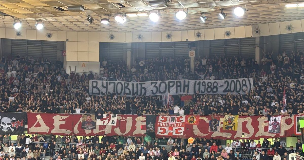 Delije in Niš sang a song for a deceased Partizan fan, a banner was also displayed in the stands