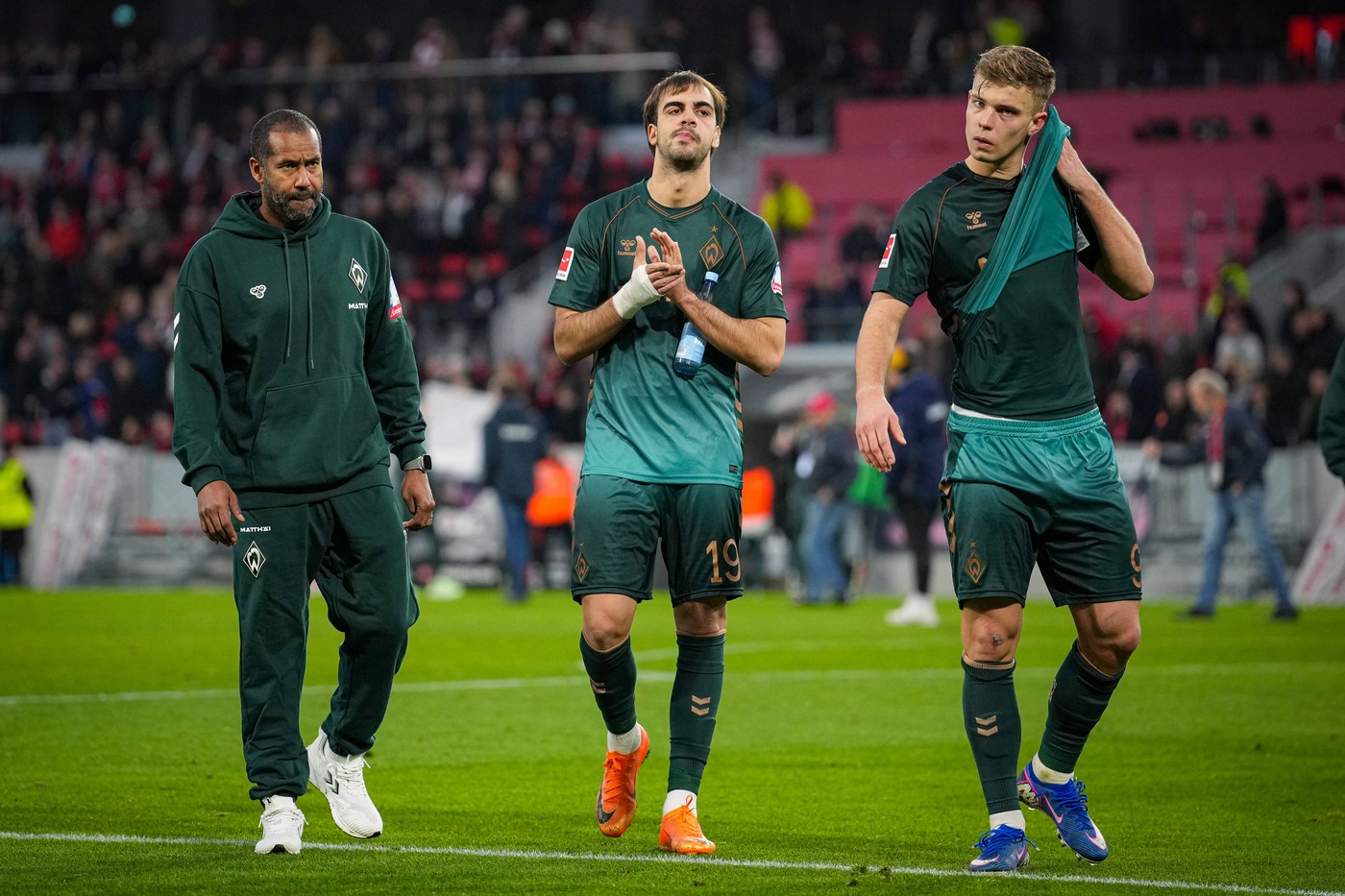 Milošević starter u pobedi Verdera, Leverkuzen i Dortmund doživeli šokantne poraze