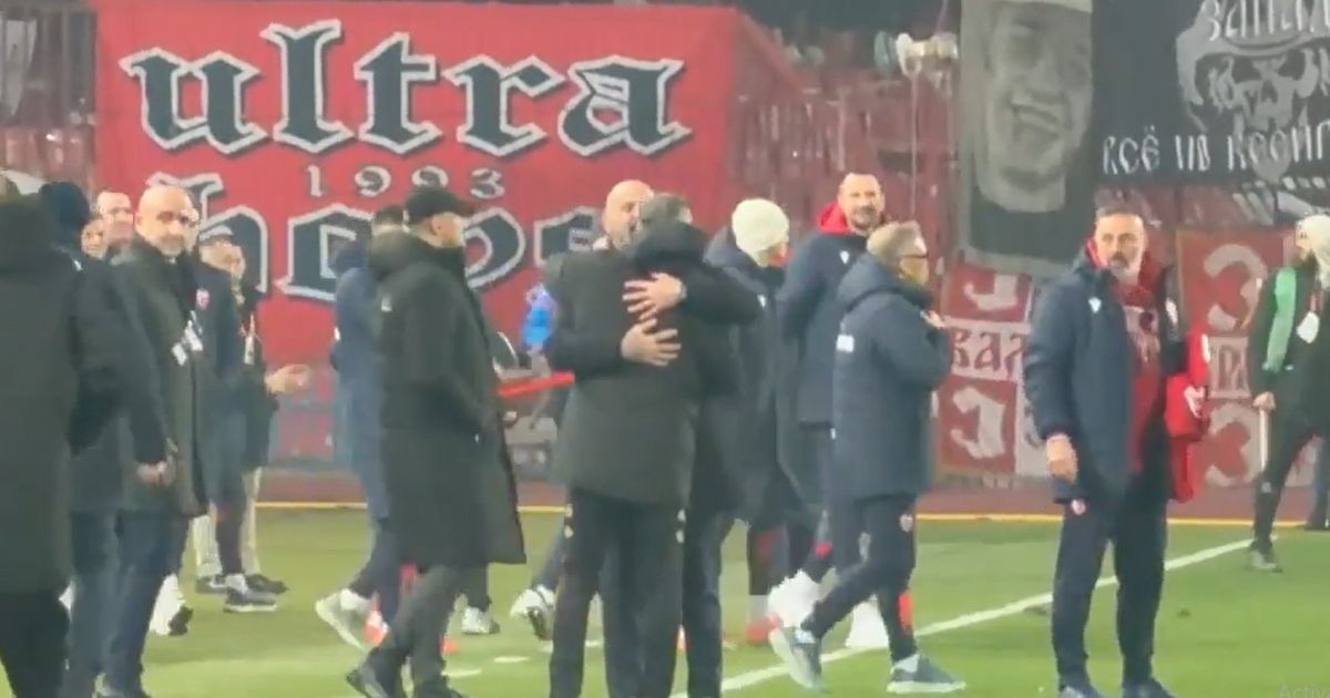 Dejan Stanković's class act at the end of the derby: Kissed Stojaković, then sought out a Partizan player