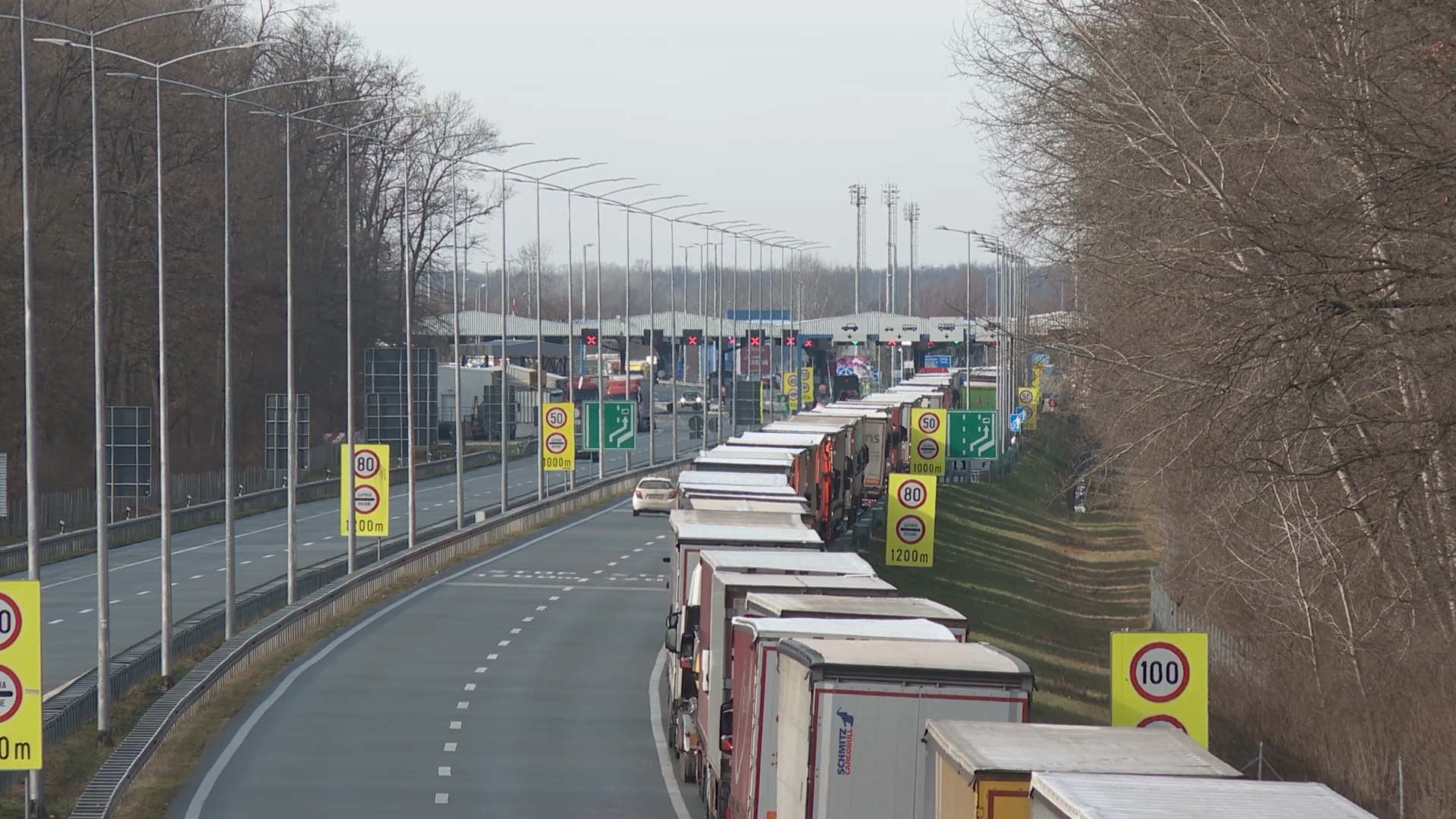 Teretna vozila na graničnim prelazima zadržavaju se do četiri sata