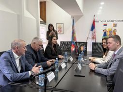 Državni sekretar u Ministarstvu za brigu o porodici i demografiju Đorđe Dabić i pomoćnik ministra Žaklina Nikolić Ilić