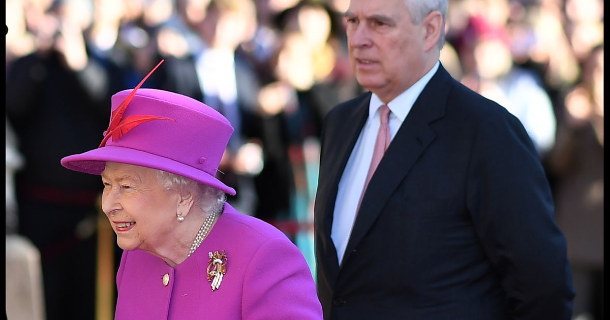 UK government releases documents about disgraced former Prince Andrew: Queen urged for son!