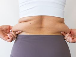 salo na bokovima, salo, višak kilograma, stomak