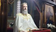 Otac Predrag Popović upozorava: Ovo NIKAKO ne radite dok čekate u redu da celivate pojas Presvete Bogorodice