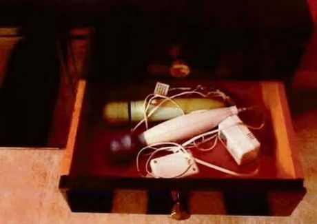 Džefri Epstajn stan u Parizu, Jeffrey Epstein