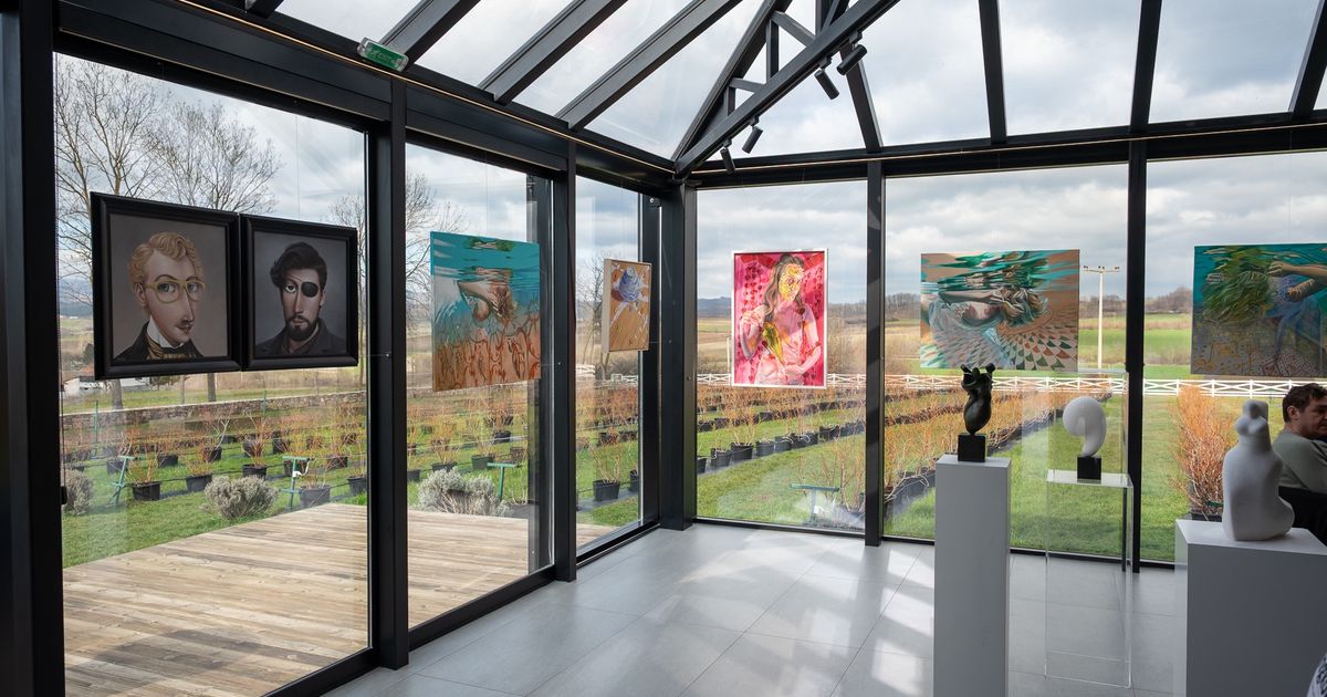 Contemporary Art Symposium "Invisible Commonality" Held