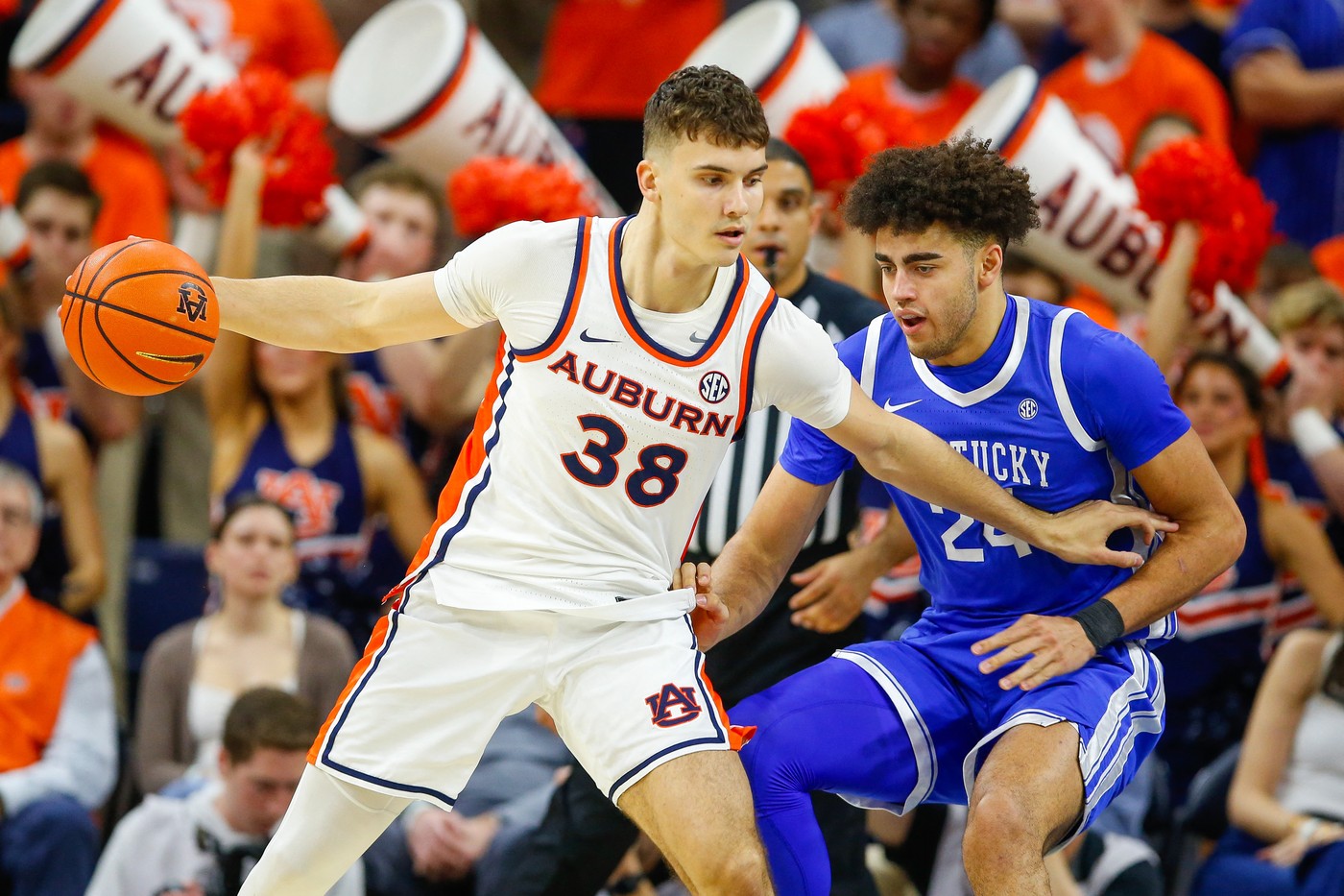 Filip će se u nedelju boriti za koledž trofej: Srpski košarkaš odigrao treću sjajnu partiju na čuvenom turniru