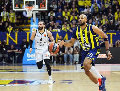 KK Fenerbahče - KK Partizan