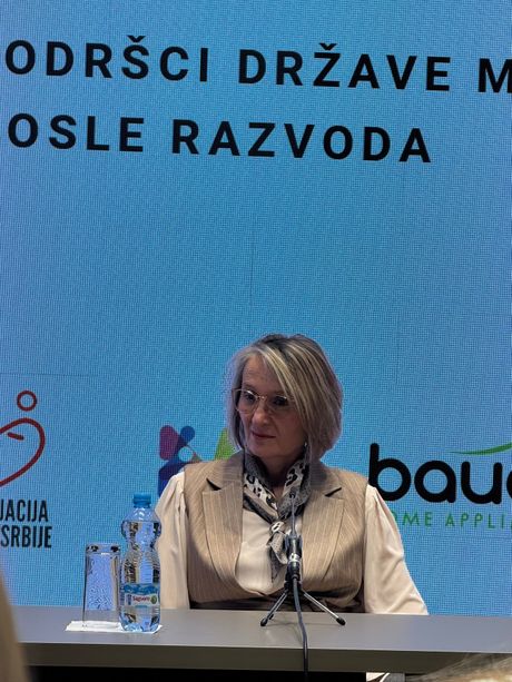 Konferencija nijedna mama nije sama