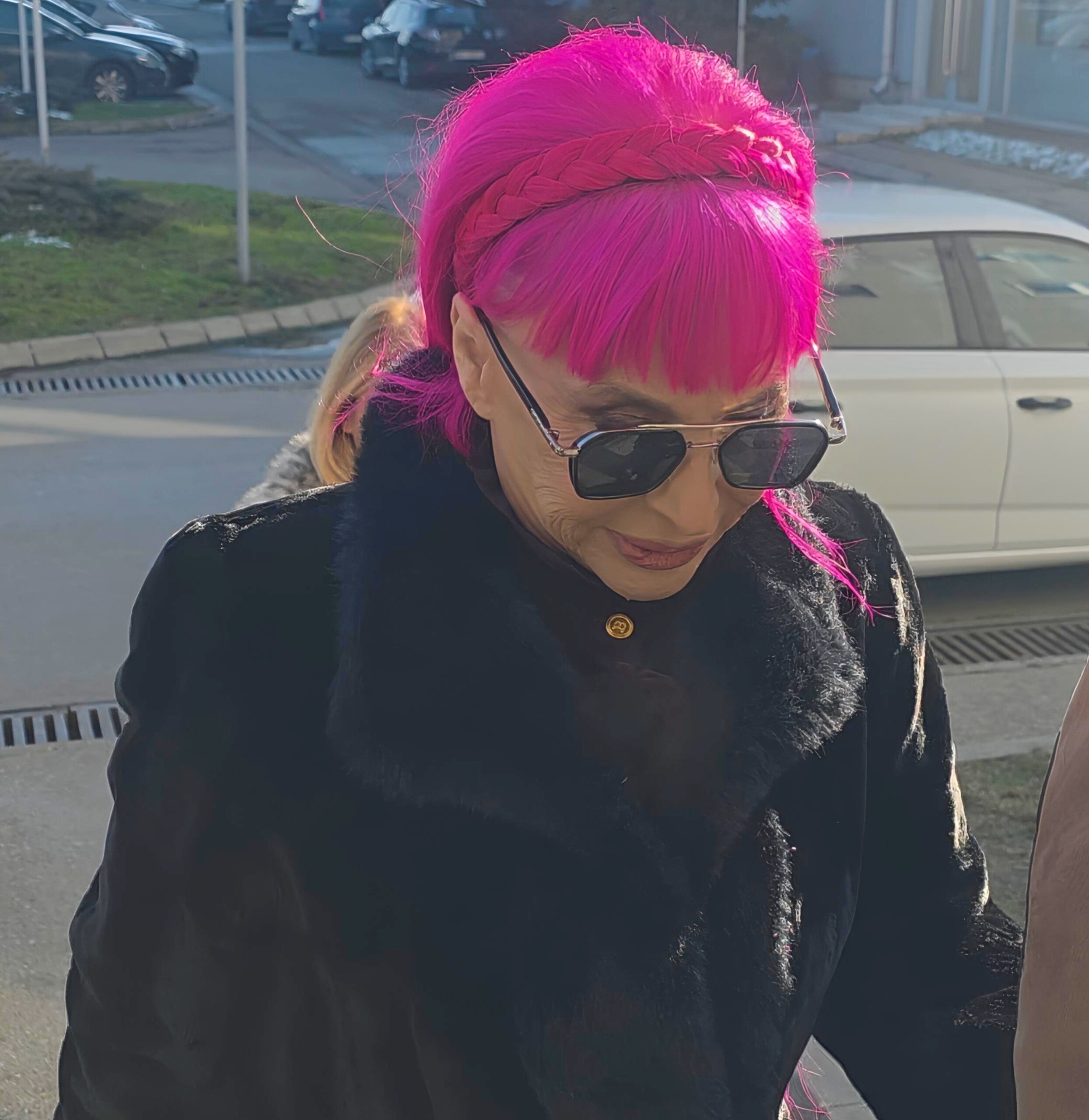 "Molim Boga da izađe na dobro" Pevačica zabrinuta za zdravlje Zorice Brunclik "Koliko se loših stvari dešava"