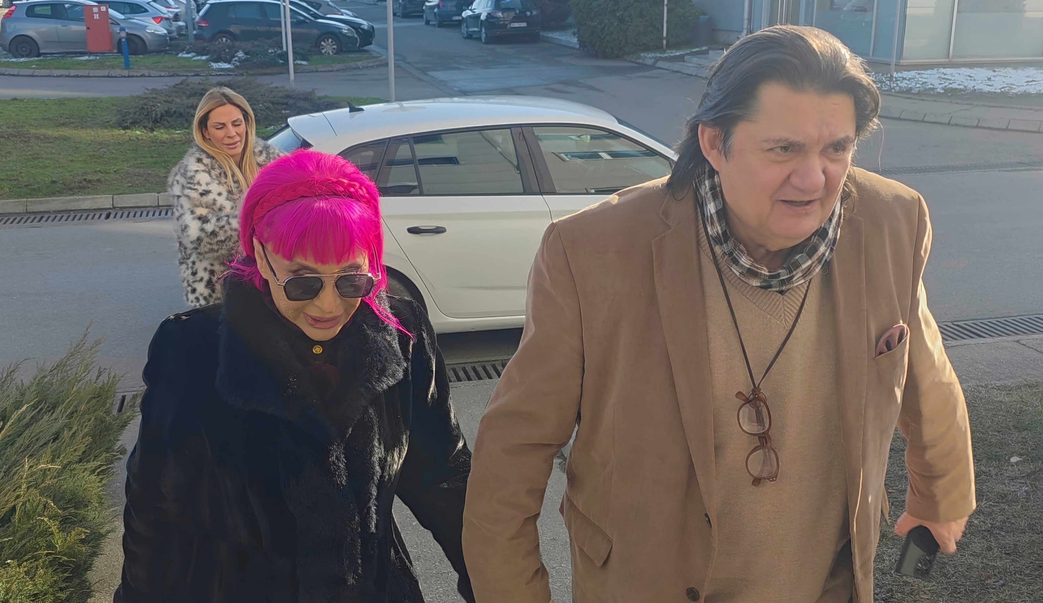 "Šest puta me zove, kaže da se ne sekiram": Pevač otkrio nove detalje o Zorici Brunclik, pomenuo Kemiša