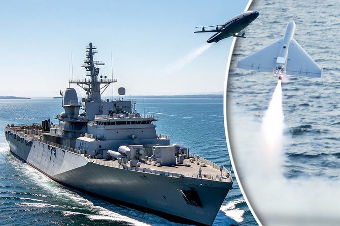 SAD vojska američki razarač USS Santa Barbara lansiranje drona LUCAS