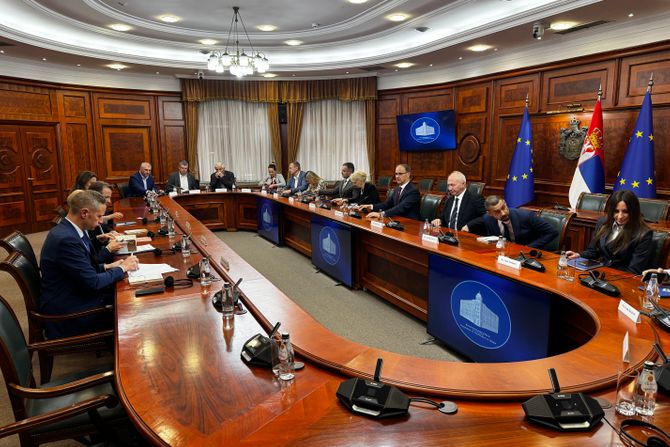 Đuro Macut, Andreas fon Bekerat