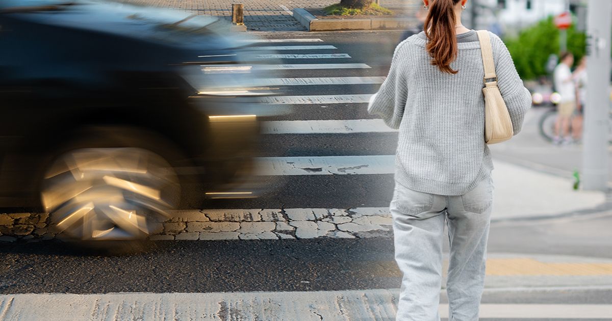 What is happening in Belgrade? Thousands of drivers are driving over crosswalks at red lights, here's why