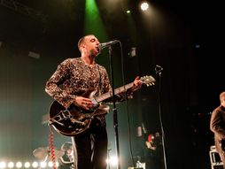 Miles Kane, Majls Kejn