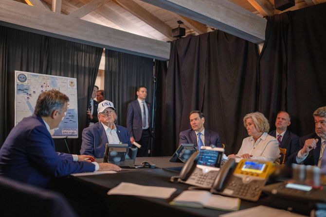 Donald Tramp Mar a Lago ratna soba Florida napad na Iran