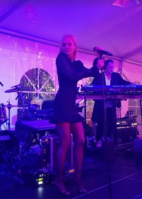 Edita Aradinović, Jelena Rozga