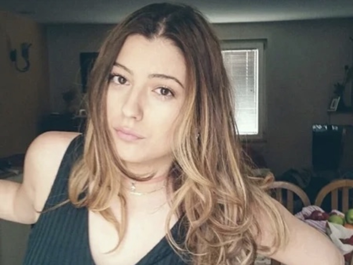 Evo čime se bavi ćerka Lepog Miće: Pevač je krije od javnosti, a Sara van Srbije zgrće ogromne pare