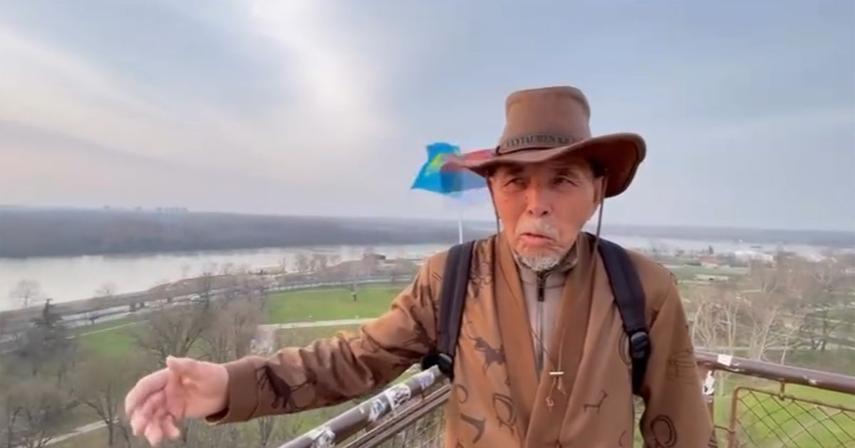 76-Year-Old Traveler Passed Through Serbia! His Legs Are the Means of Transport, and THIS COUNTRY is the Final Destination