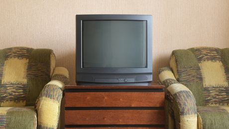 CRT televizor, stari televizor, TV