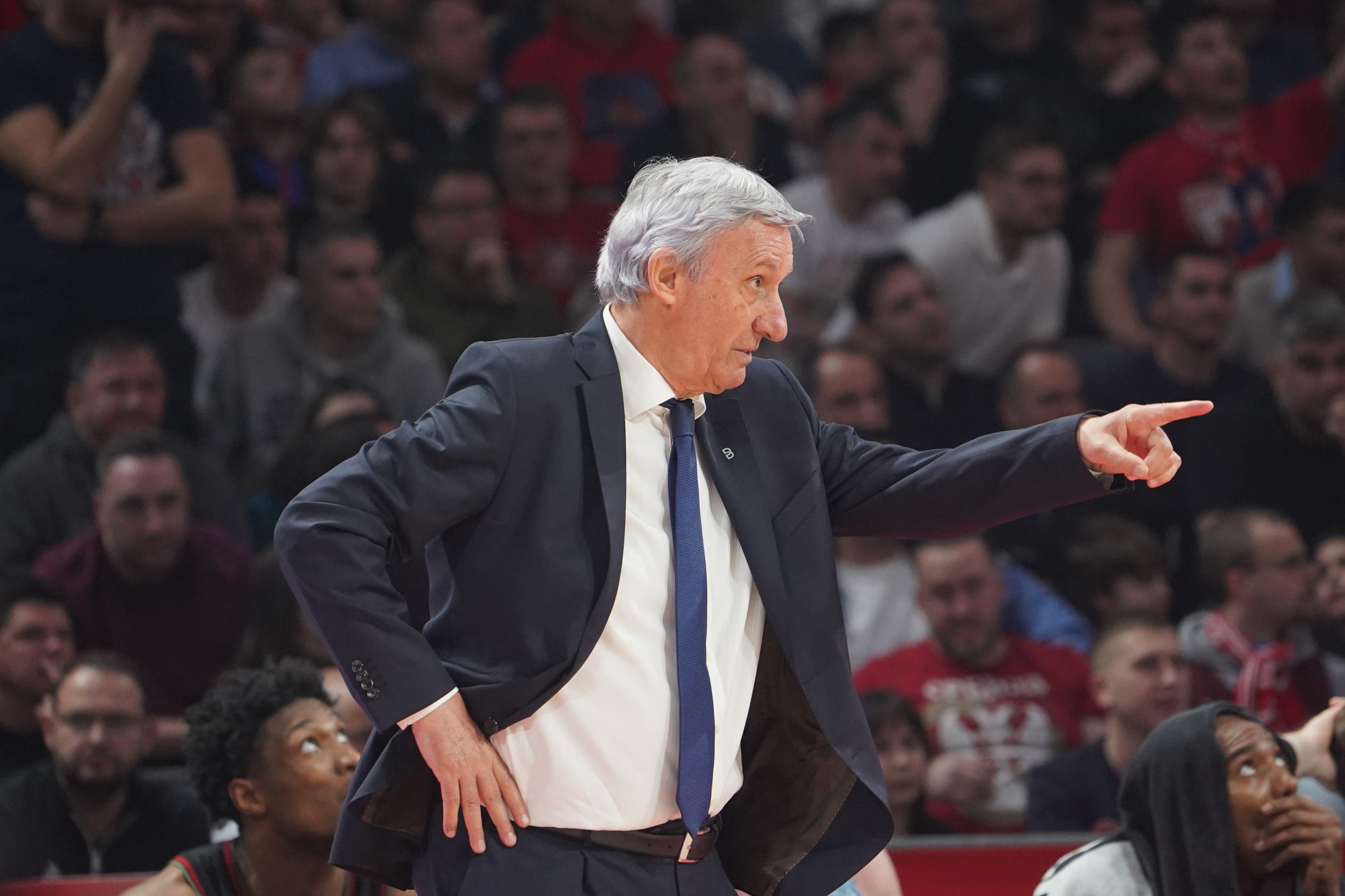 Svetislav Pešić će još malo da sačeka rivala u finalu
