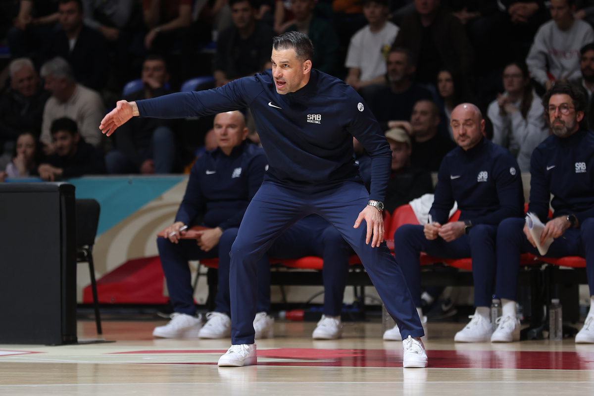 Selektor Srbije diše za vratom Feneru na prvom mestu: Alimpijević napravio veliki preokret sa svojim timom