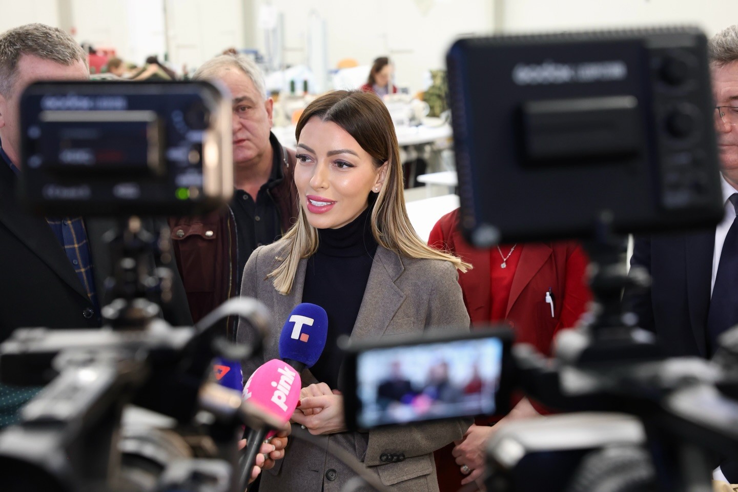 Mesarovićeva potpisala ugovor o finansiranju druge faze projekta za bazen u Kladovu