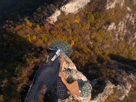 Kablar, stakleni vidikovac