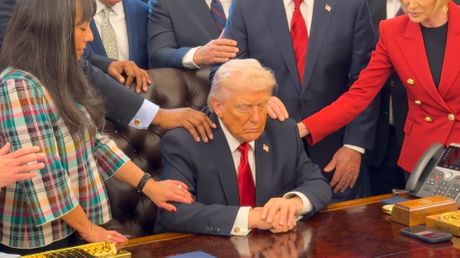 Donald Tramp, evangelistička crkva