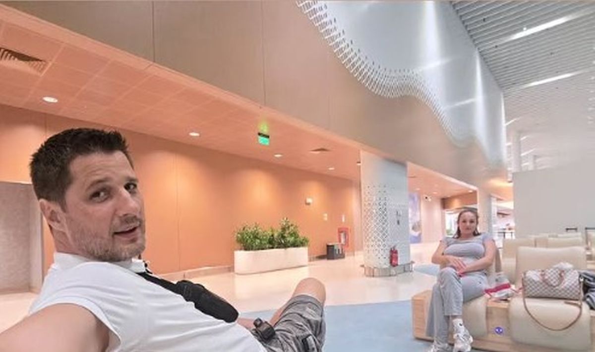 Marko se hitno oglasio sa aerodroma pred ukrcavanje sa Lunom u avion za Srbiju: Uradio je ovo 2 dana pre